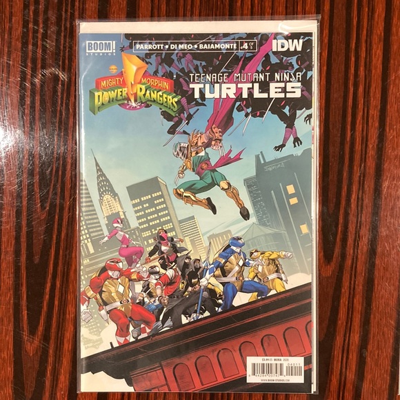Power rangers vs Teenage Mutant ninja turtles 1-5 + 1 Variant 🥷🏻🐢❤️💙🖤💛💗💚 - Picture 5 of 7